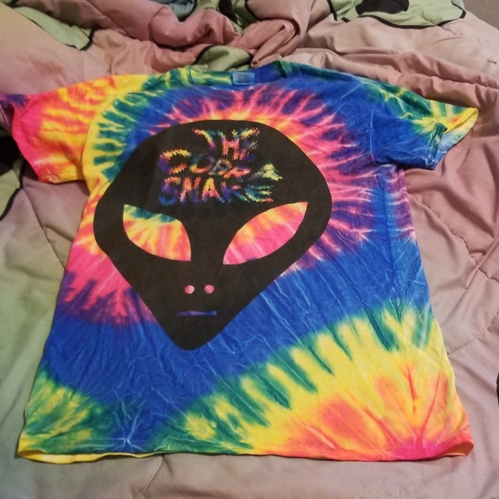 The cobra shop alien shirt